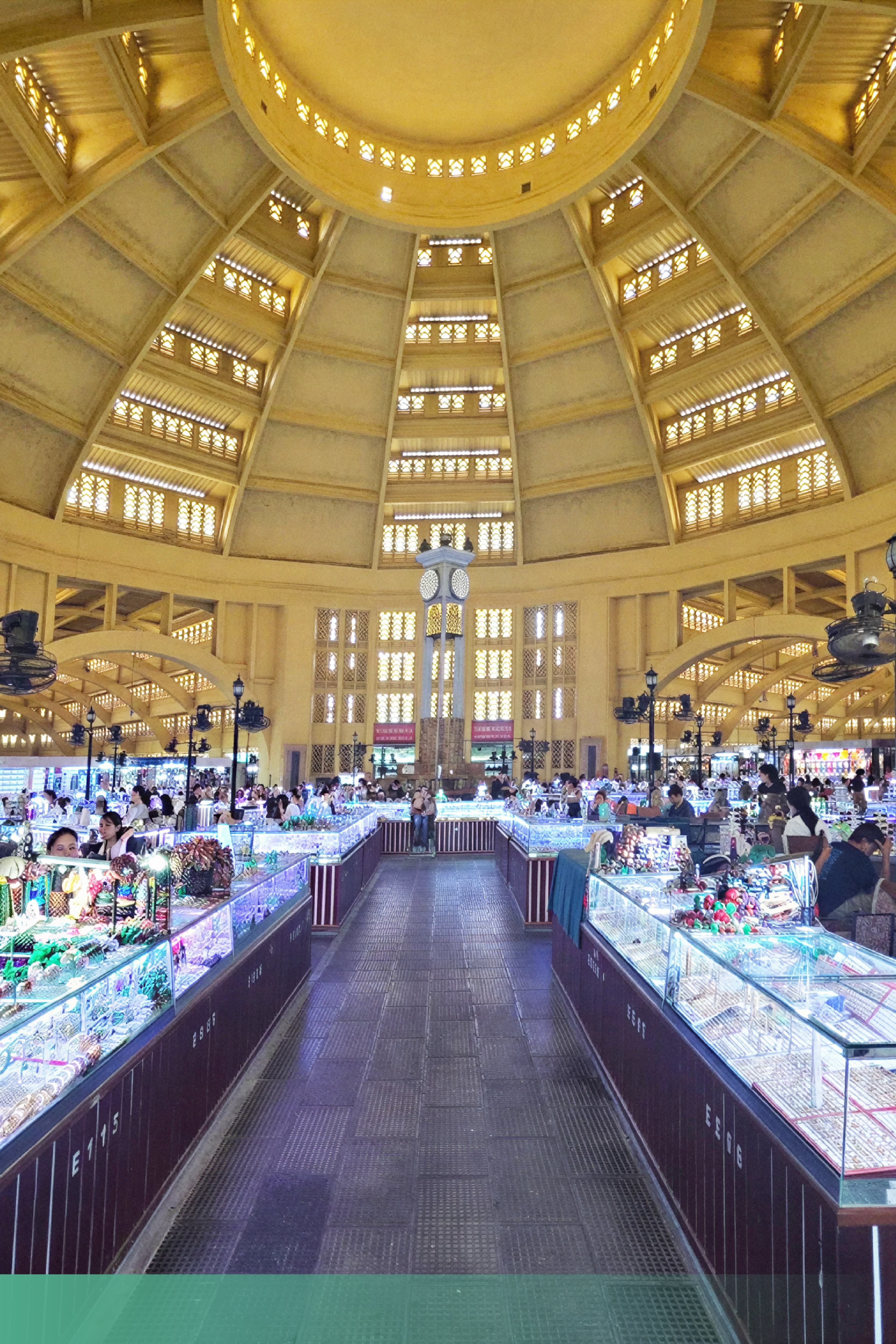 Phsar Thmei, the Central Market in Phnom Penh